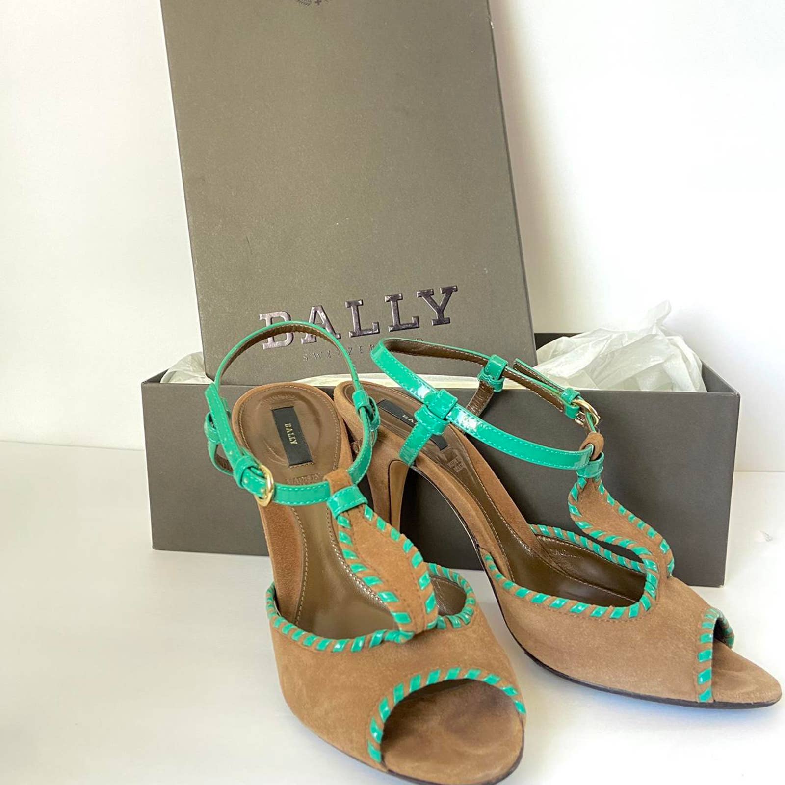 1980s Western Style Vintage Bally Green And Suede Heels Size 37